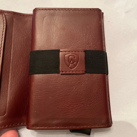 Slim Brown Leather Wallet RFID Protection Quick Release Cards Technology, - Picture 8 of 12